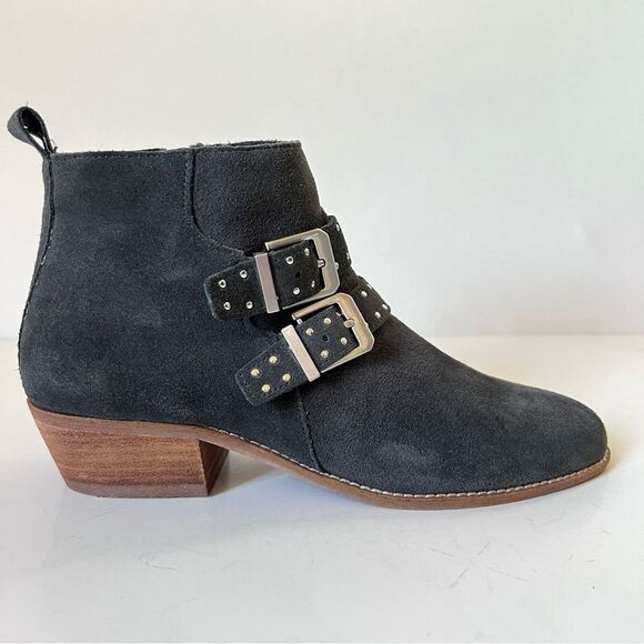 Dolce Vita Carlen Gray Suede Studded Buckle Ankle Booties Size 7.5 - Picture 1 of 14